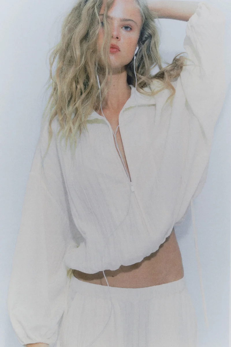 Crinkled drawstring-detail jacket