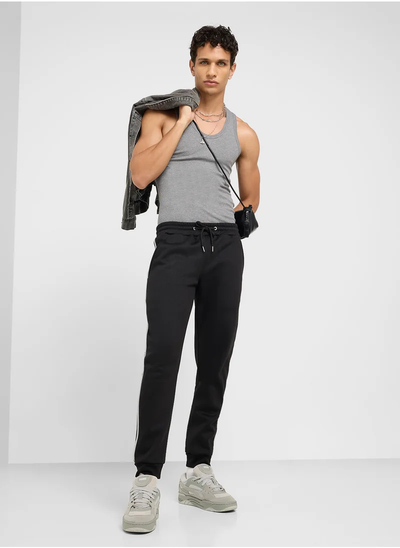 سفنتي فايف بيسيكس Essential Fleece Cuffed Joggers