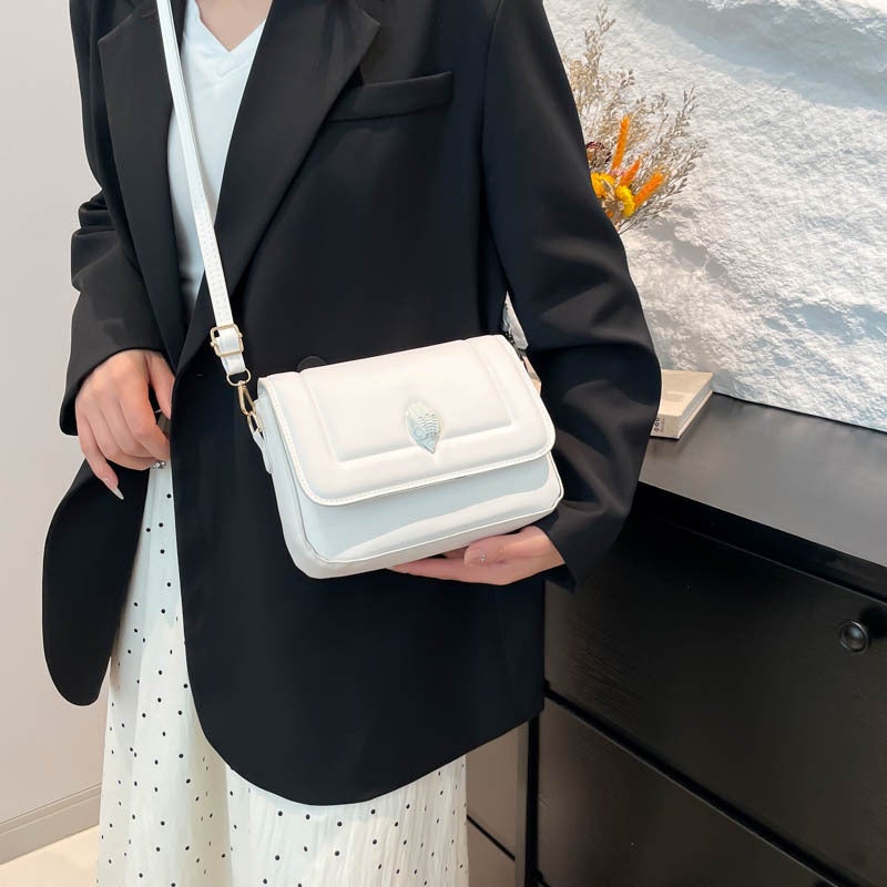 New Solid Color Textured Shoulder Bag Trendy Crossbody Bag Simple New Versatile Commuter Bag Elegant Women'S Bag Black Medium - Image 3