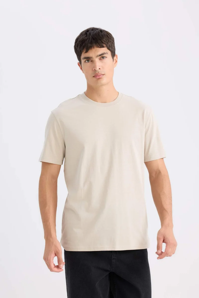 ديفاكتو New Regular Fit Crew Neck Short Sleeve T-Shirt
