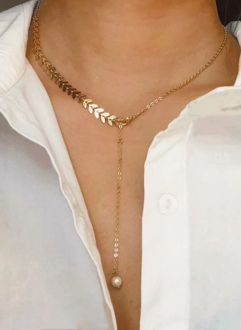women necklace (chain) against rust Chinese gold with pearl 
