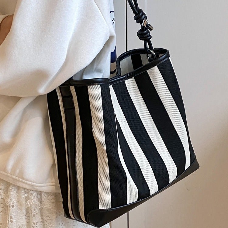 Contrast Color Striped Bucket Bag Women'S 2024 Summer Korean Style Ins Fashionable All-Match Underarm Bag Niche High-End Women'S Bag - Image 4
