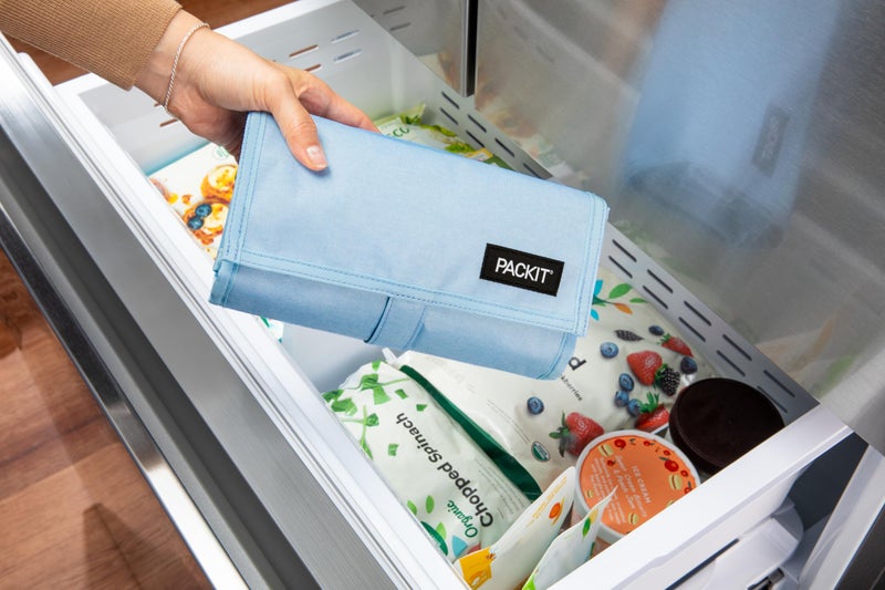 Packit® Freezable Lunch Bag, Sky Blue, Built with ECOFREEZE® Technology, Foldable, Reusable, Zip and Velcro Closure with Buckle Handle, Designed for Work Lunches and Fresh Lunch On the Go - Image 4