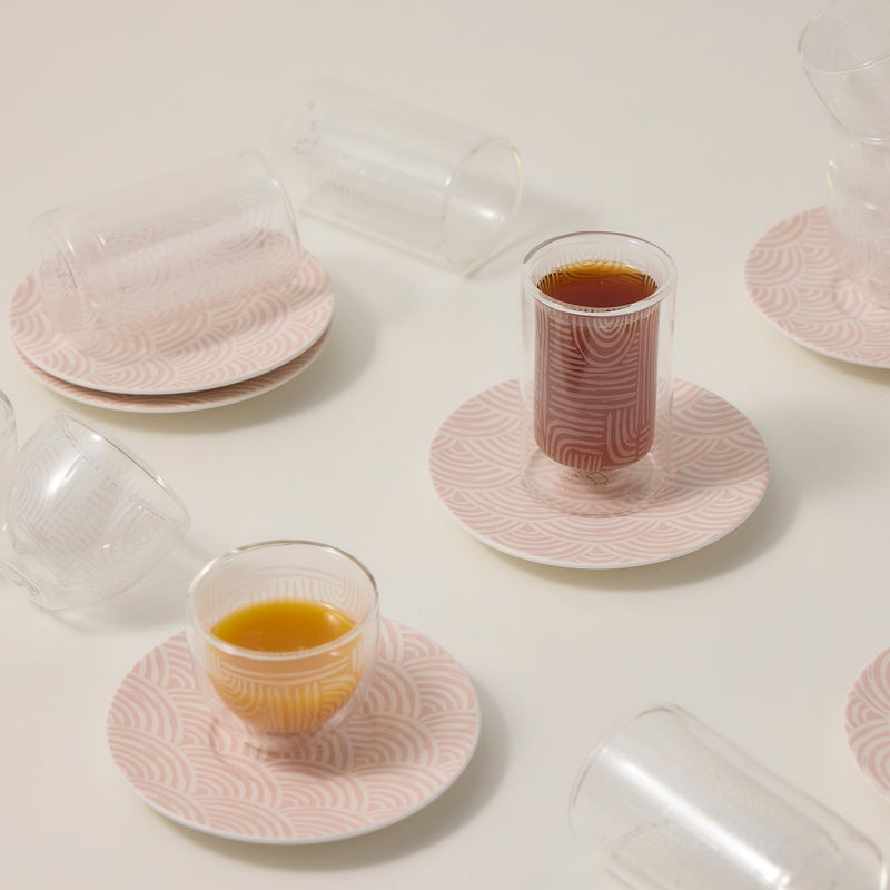 دلتي طقم أكواب شاي وفناجين قهوة سعودية زجاج وبورسلان أبيض 18 قطعة - Image 5