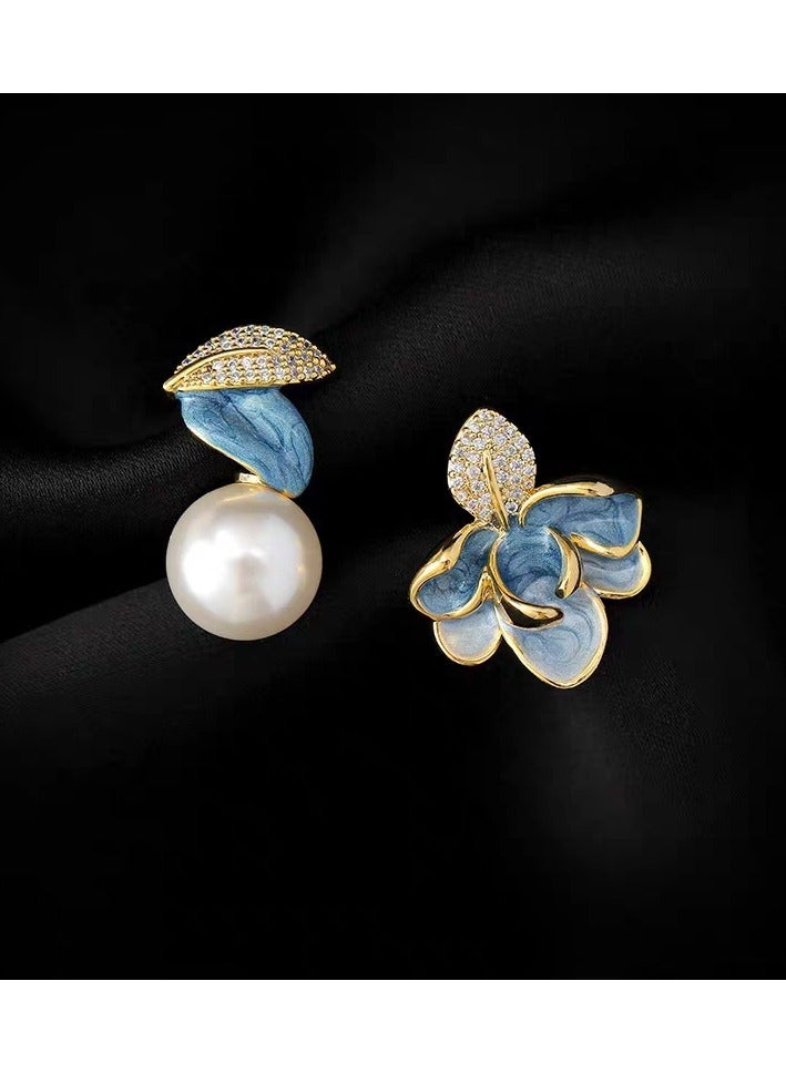 أقراط لؤلؤ فرنسية رومانسية مطلية بالمينا - تصميم ورقة فاخرة غير متناسقة، مجوهرات بيان بأسلوب القصر الجديد للنساء - Image 3