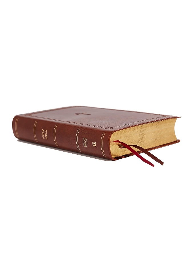 NKJV, Reference Bible, Personal Size Large Print, Leathersoft, Brown, Red Letter Edition, Comfort Print: Holy Bible, New King James Version - Image 2