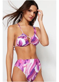 trendyol Abstract Patterned Triangle Cut Out/Window Bikini Top TBESS23BU00048  - Image 2