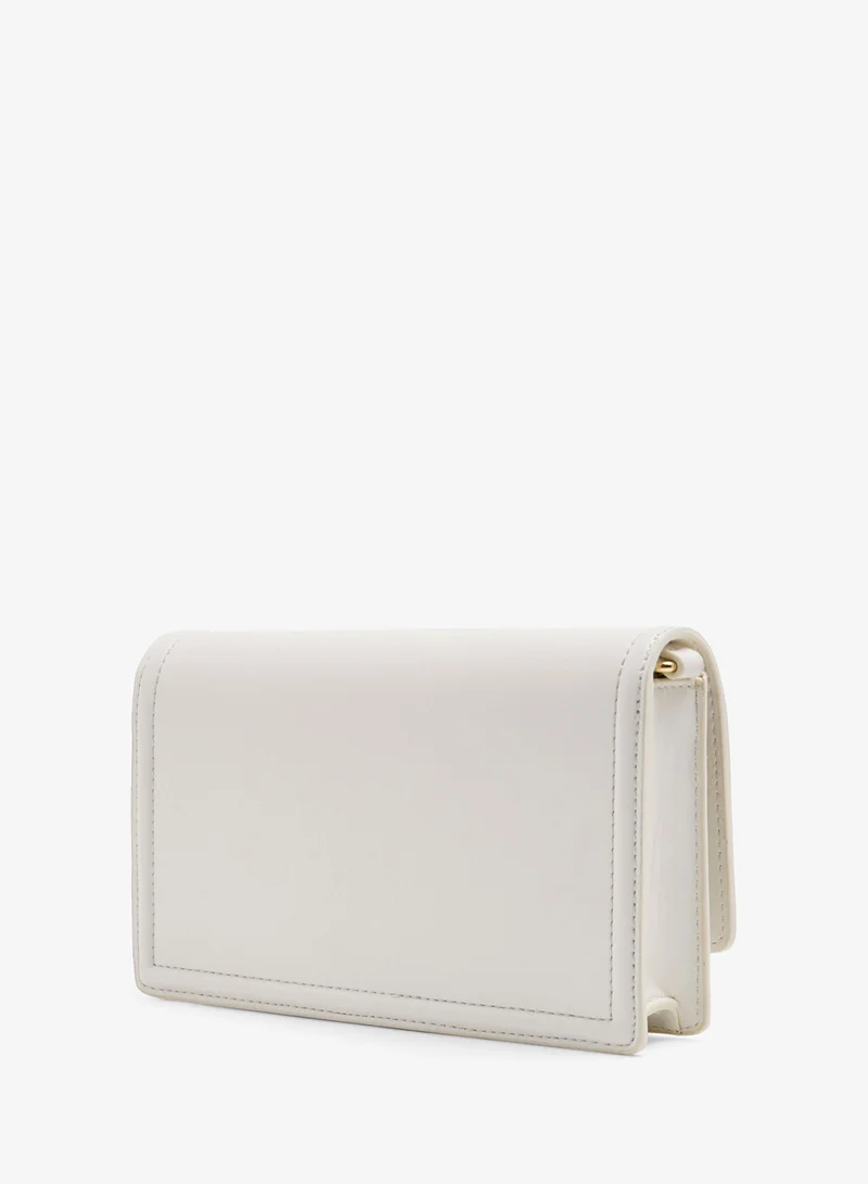 كيارا فيراغني بيوندا