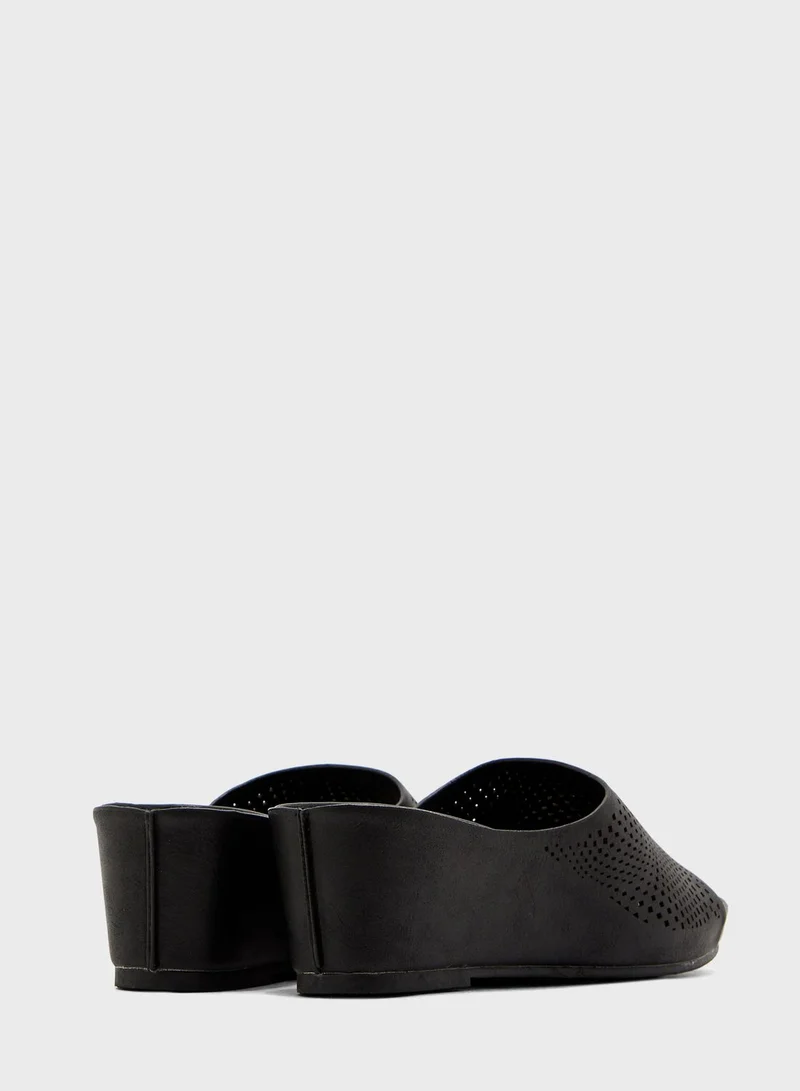 Le Confort Wide Strap High Heel Sandals