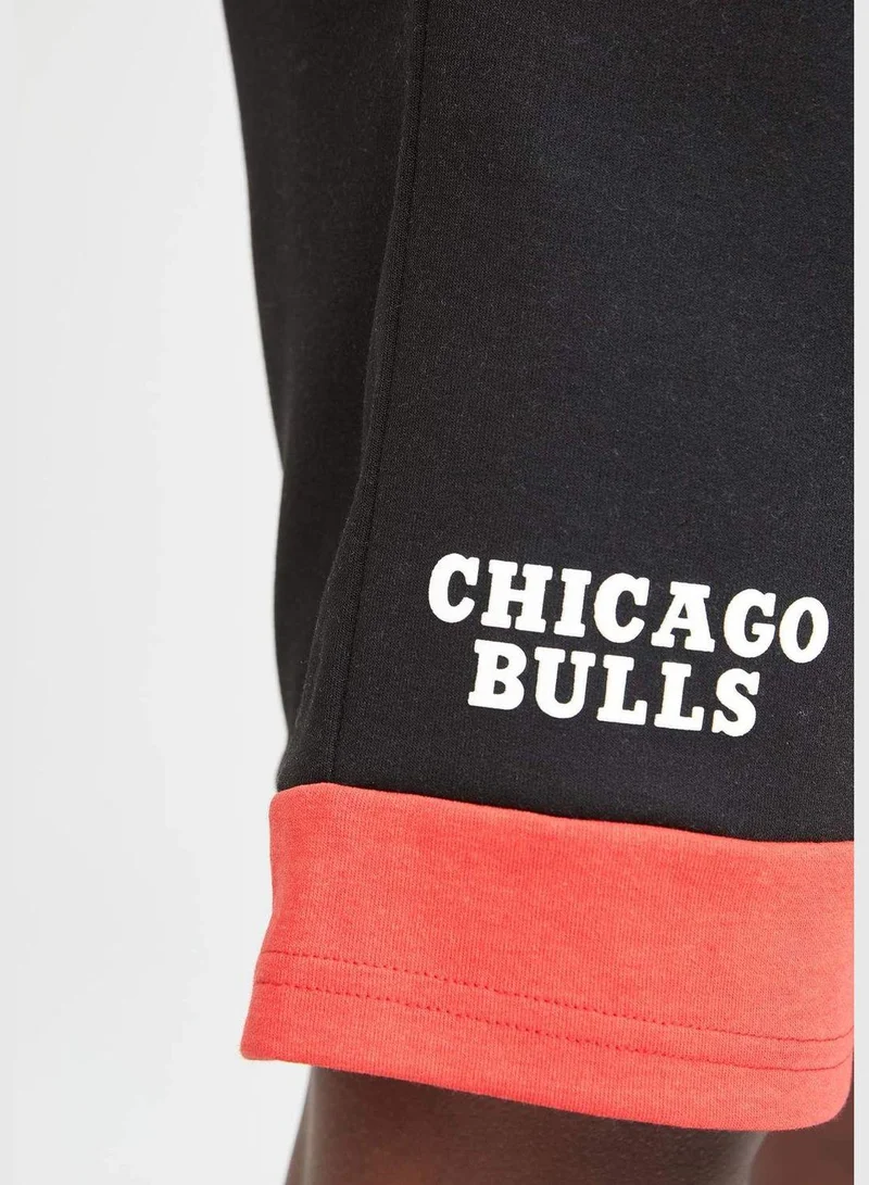 DeFacto Regular Fit NBA Chicago Bulls Printed Sports Short