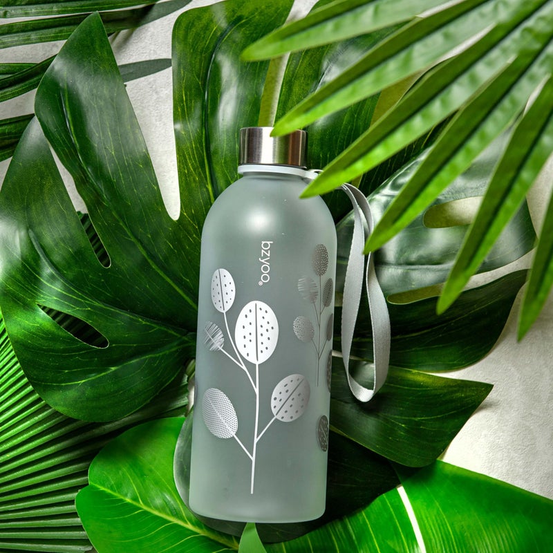 bzyoo 32oz 1 Liter Clear Water Bottle with Time Marker  Leaf Design  Durable Plastic  BPA-Free  Reusable with Measurement Markings for Fitness and Outdoor Activities (Color: Silver) - Image 3