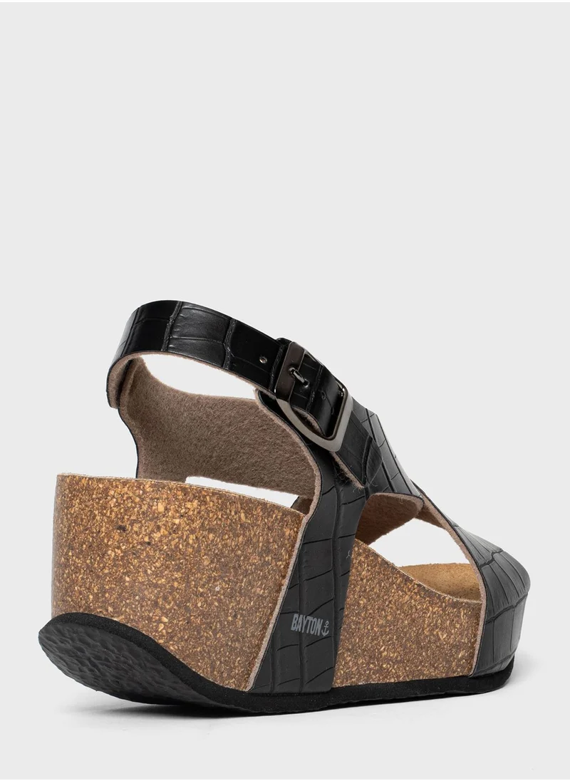 BAYTON Jerez Strappy Mid Heel Wedges