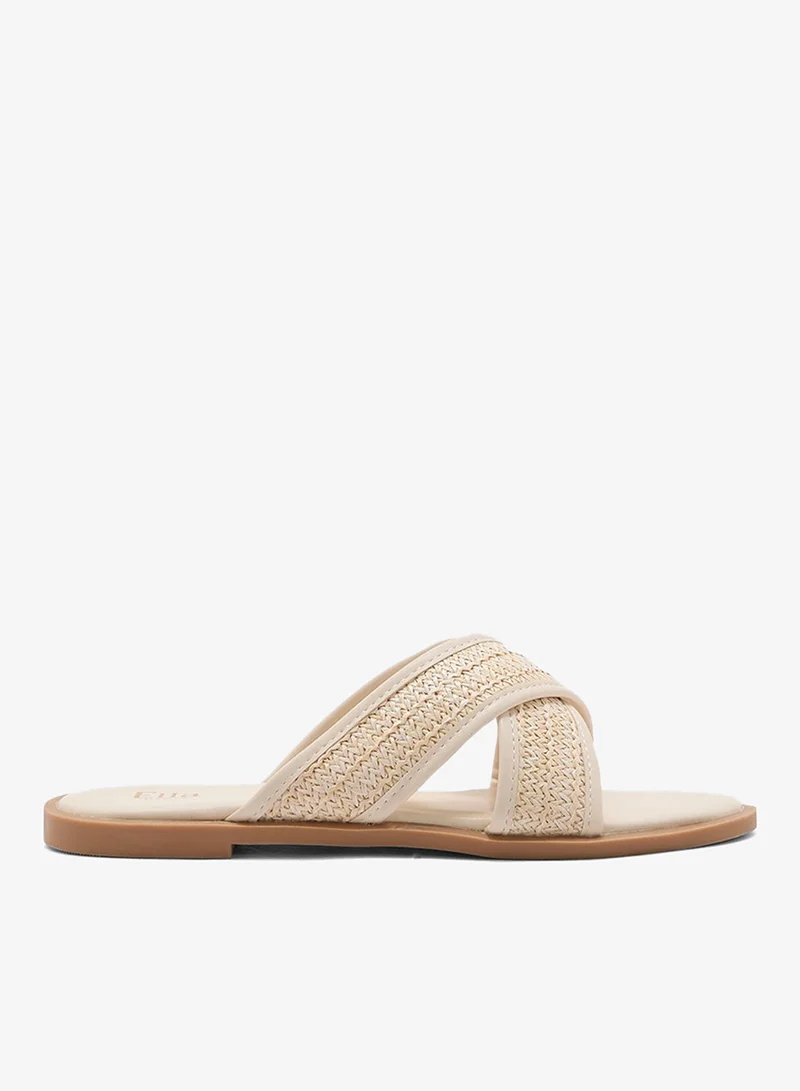 ايلا صندل مسطح من الرافييا