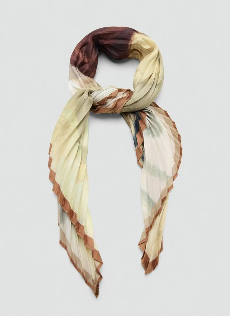 MANGO Printed pleated scarf