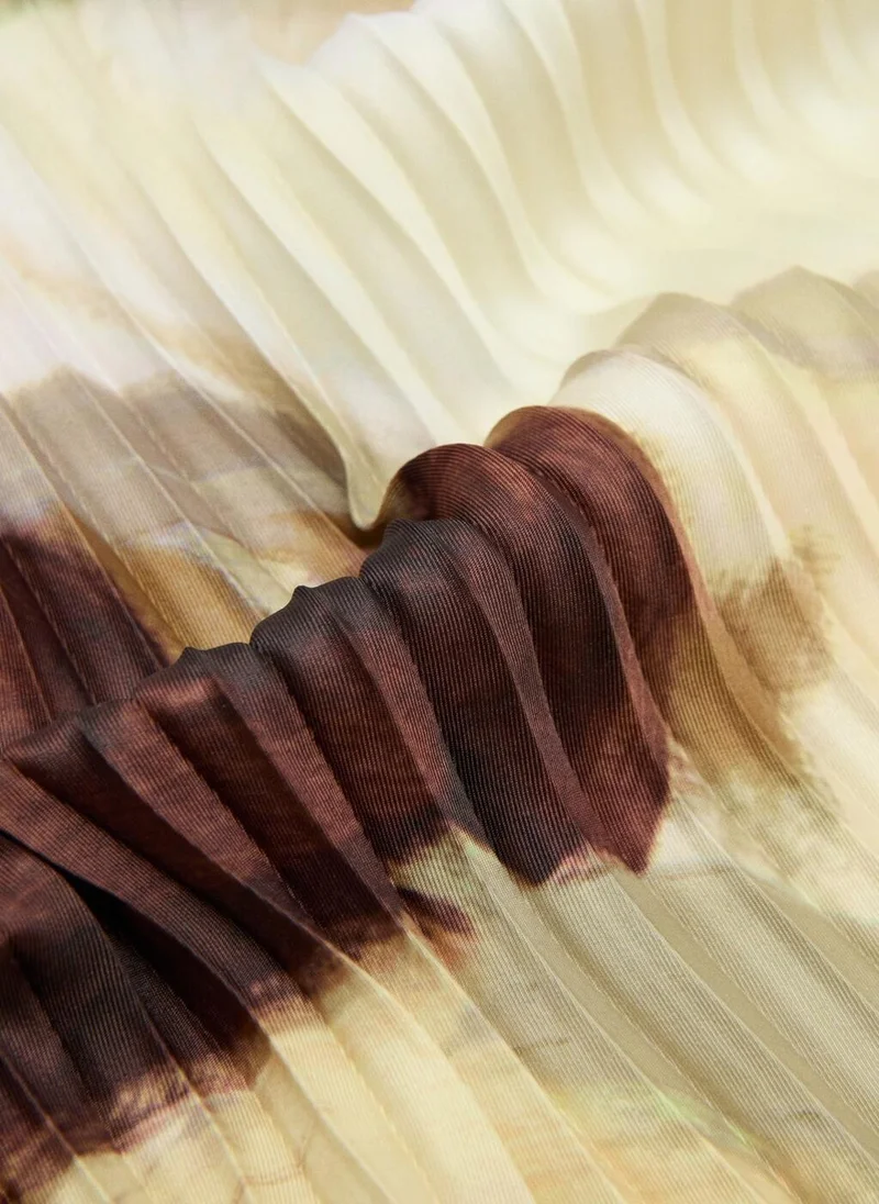 MANGO  Printed pleated scarf for Women | Best Price UAE