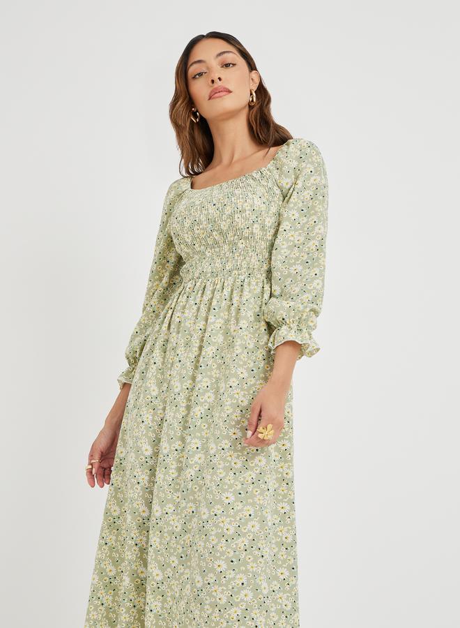 تايك تو فستان ميدي نسائي أخضر بطبعة زهور بياقة مربعة وسموك وخط - Image 3