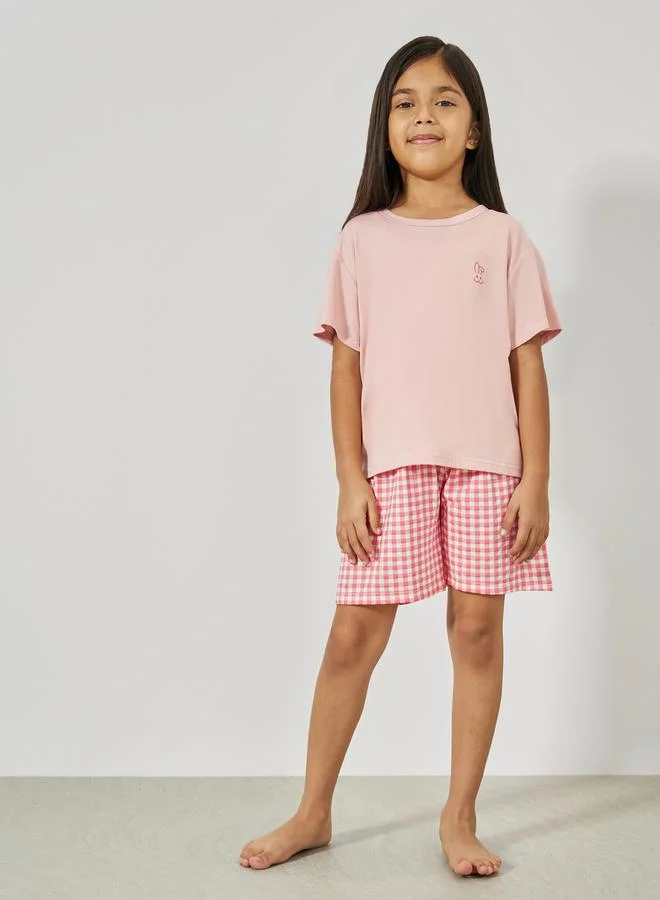 Styli Plain T-Shirt & Gingham Checked Shorts Set