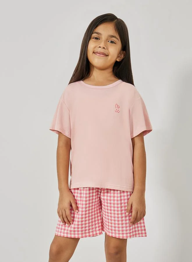 Styli Plain T-Shirt & Gingham Checked Shorts Set