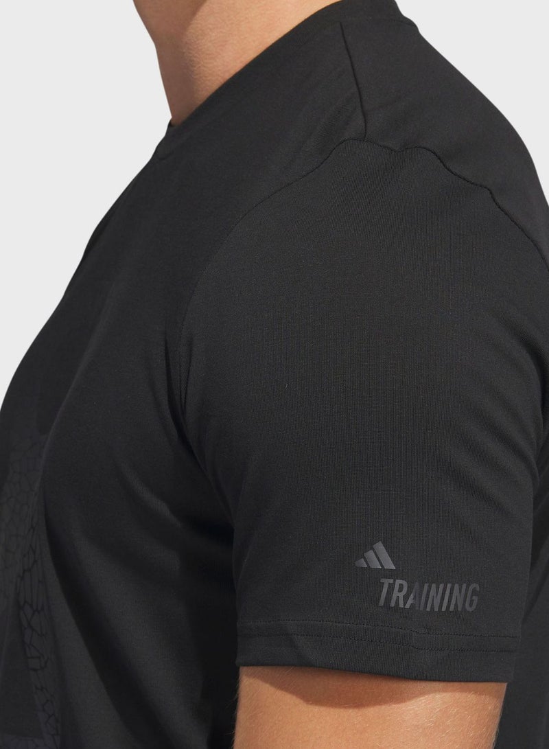 Adidas تي شيرت قصير الأكمام مزود بشعار AEROREADY للتدريب - Image 5