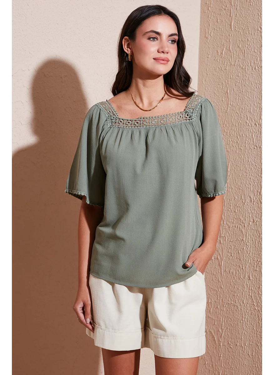 Lela Lace Regular Fit Square Collar Blouse Women's Blouse 5869003