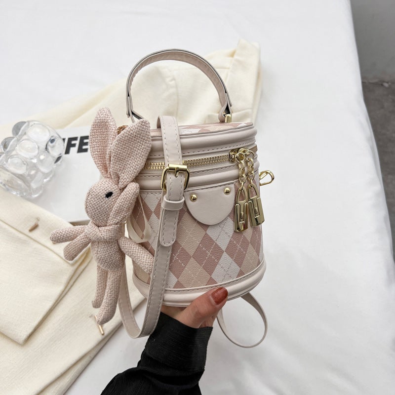 Fashion Retro Easiest For Match Small Bag Women'S Fashion Niche Crossbody Bag Textured Diamond Handheld Bucket Bag - Image 1