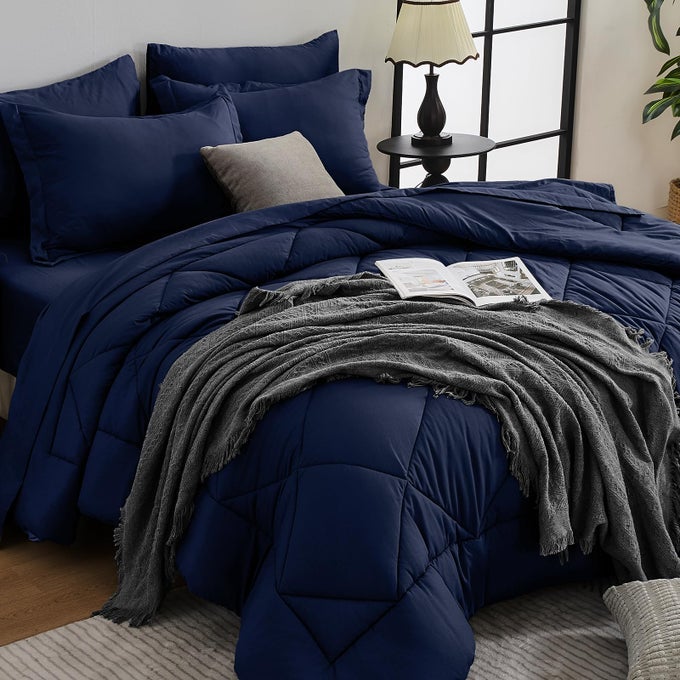 NAVY BLUE QUEEN COMFORTER SET 7PIECE ALL SEASON BED IN A BAG QUEEN ULTRA SOFT BEDDING SET WITH COMFORTER FLAT SHEET FITTED SHEET PILLOWCASES PILLOW SHAMS NAVY BLUE