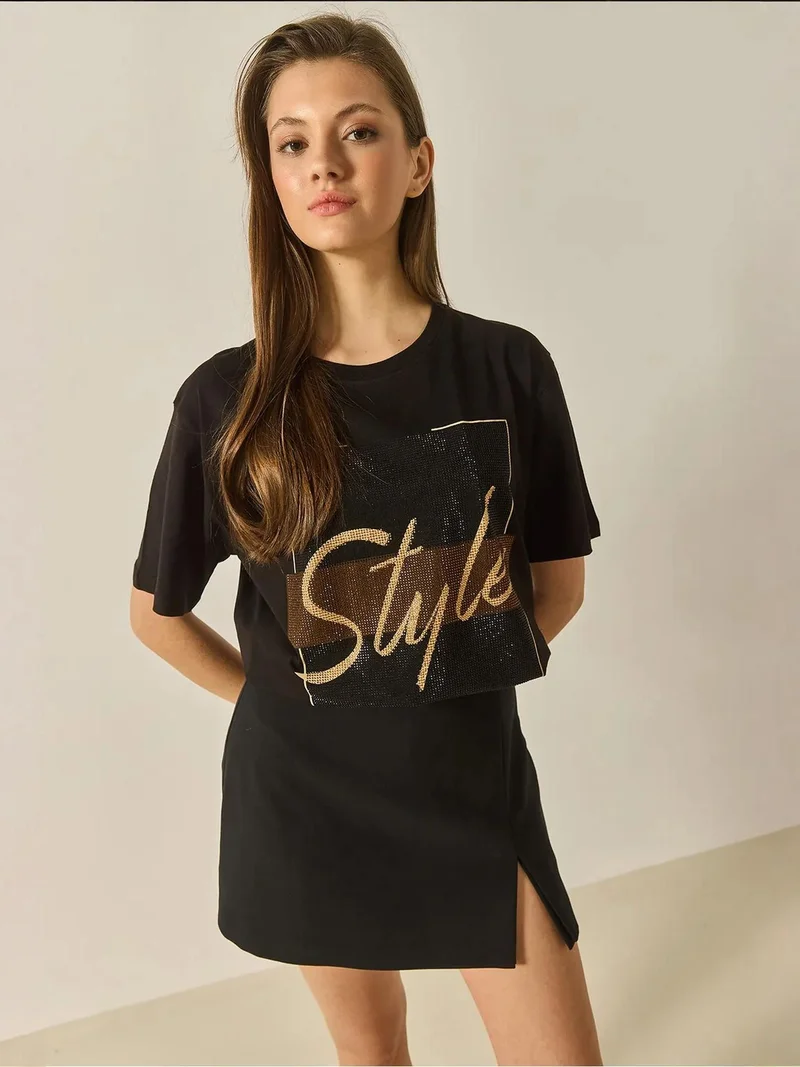 Bianco Lucci LUCCI Crew Neck Back Printed Cropped T-Shirt