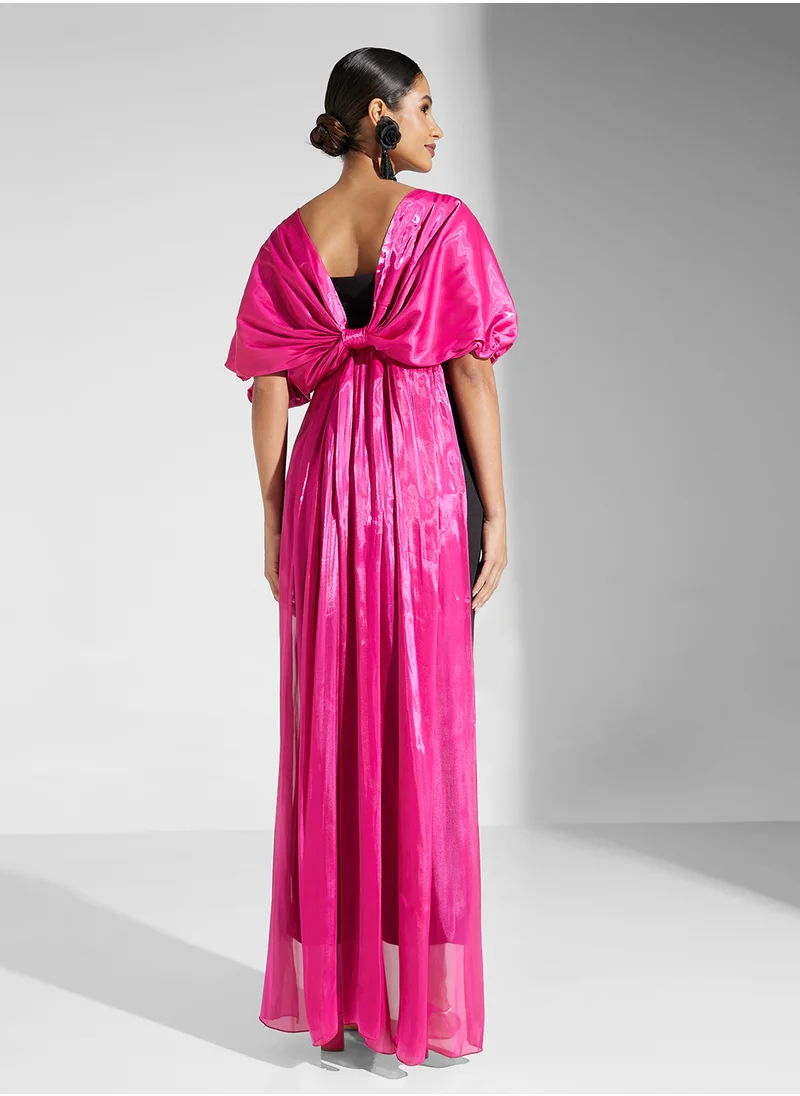 نمشي x Dress With Detachable Sleeved Back Bow