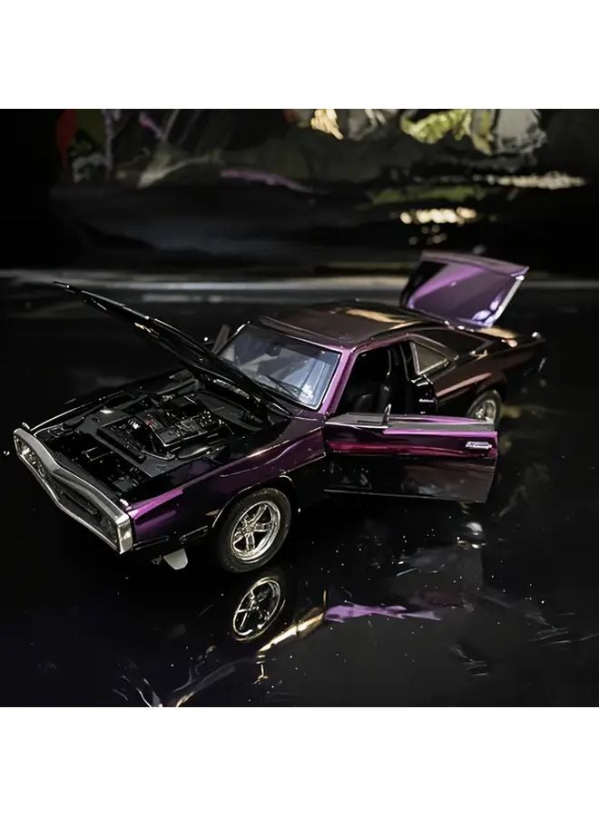 نموذج سيارة عضلات من العقدين 1960 و1970 باللون البنفسجي مقياس 1:32 مع أبواب متحركة ومحرك كرومي تحت غطاء المحرك - Image 4