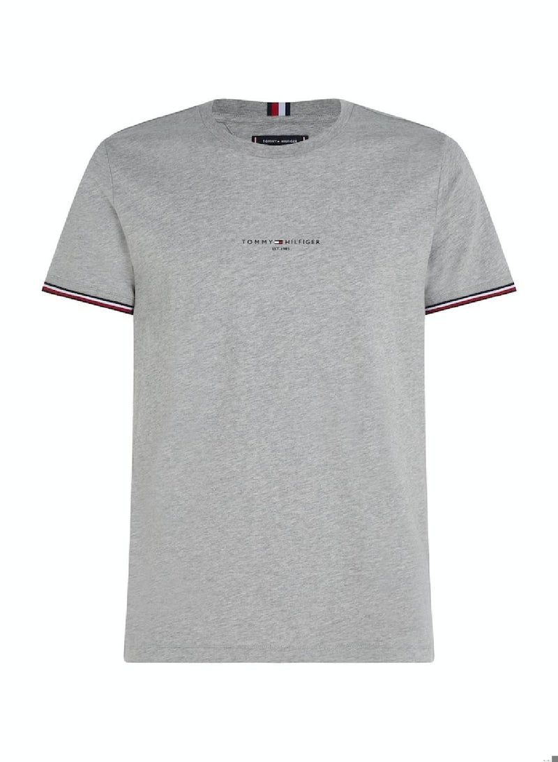 تومي هيلفيغر تيشيرت مزين بالشعار للرجال من القطن، رمادي - Image 2