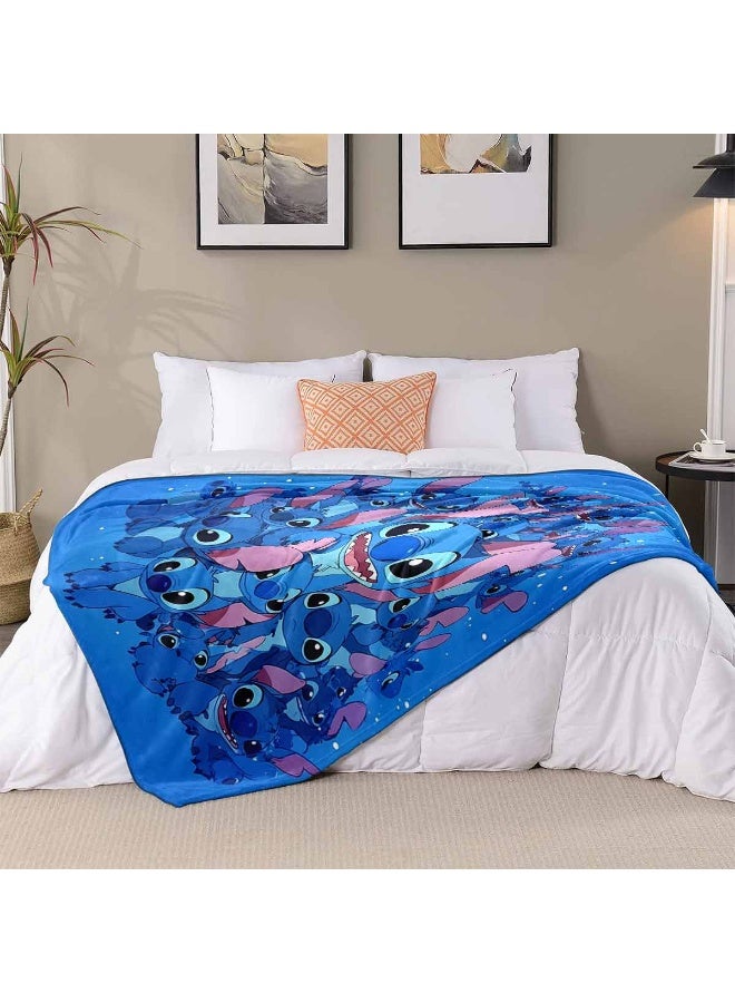 ديزني بطانية ديزني أصلية بترخيص ستيتش – بطانية فليس صغيرة باللون الأزرق فائقة النعومة 75×100 سم، خفيفة ودافئة، مثالية لغرفة النوم أو غرفة المعيشة أو الأريكة أو للسيارة أو للسفر العائلي والتخييم - Image 4