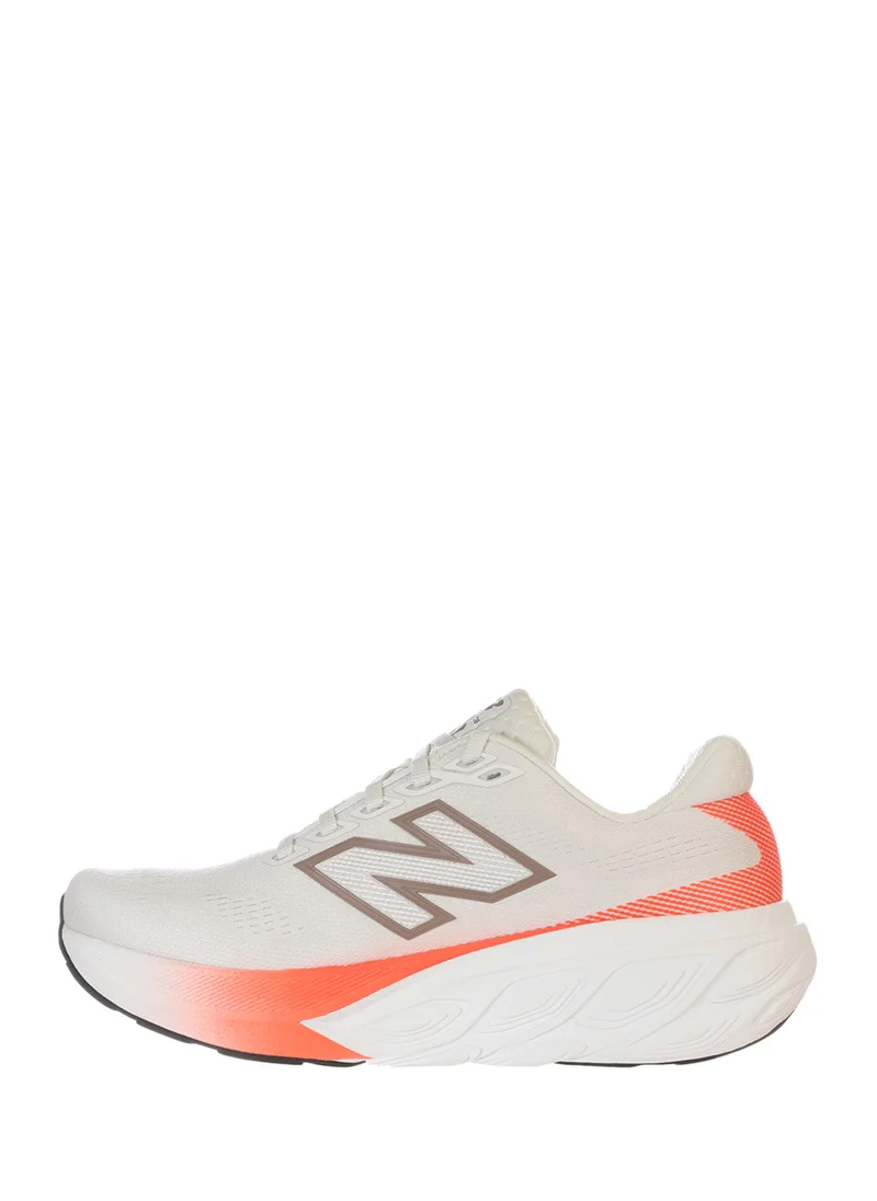 New Balance 880