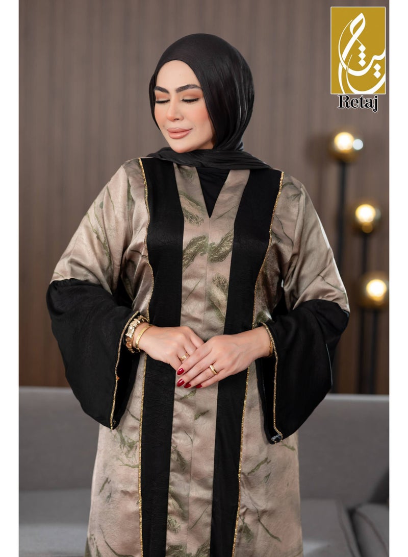 عباية حريمي خروج خامة ستان فاخرة - تصميم عصري بلونين عبايه نسائيه أنيقه(مقاس 1 تلبيس من 60 الي 85 ك / مقاس 2 تلبيس من 85 الي 120 ك) - Image 3