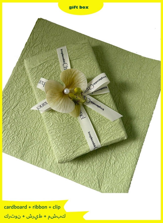 Gift Wrap Paper Assortment with 1 Green Color - Image 1