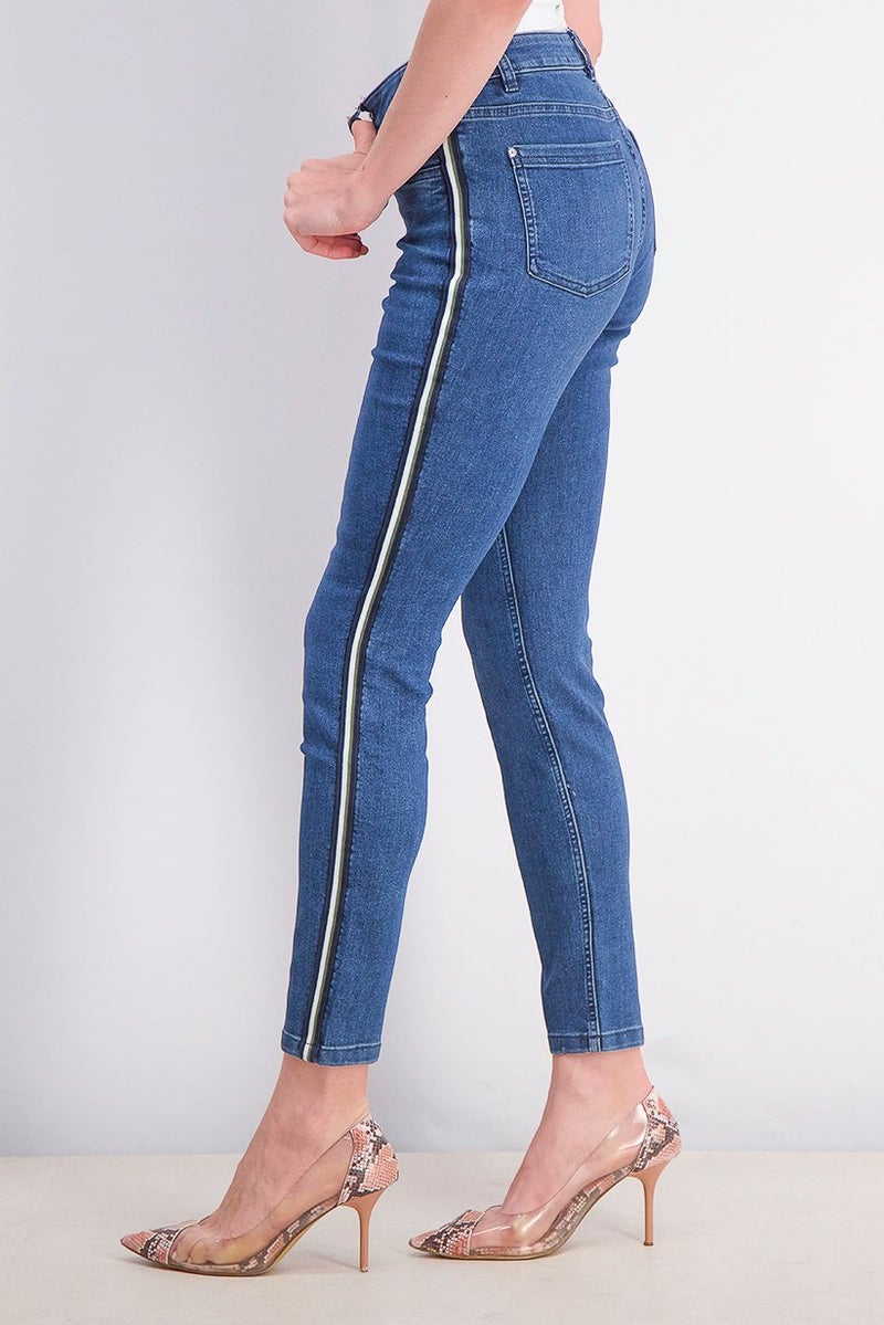Tchibo Women Regular Fit Washed Stretchable Jeans, Blue - Image 3