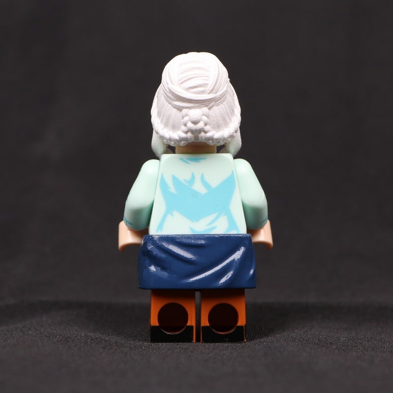 Snow Woman Figure Building Blocks Compatible with Lego - Image 4