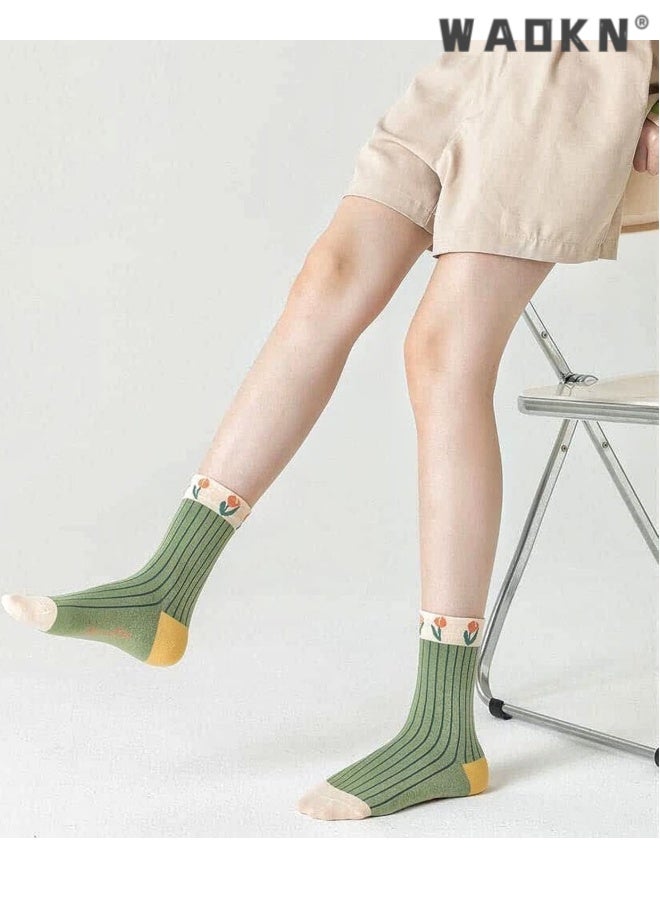 WAOKN 4 Pairs Casual Vintage Floral Cotton Socks for Women 4 Pairs Cute Ruffle Slouch Socks , suitable for Teen Grils Above Ankle Athletic Socks ,Tulip Series socks , soft and comfortable , green ,beige and blue . - Image 4