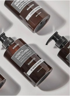 KUNDAL Honey & Macadamia Pure Natural Balancing Refreshing Shampoo La Vie En Rose 500 mL  - Image 3