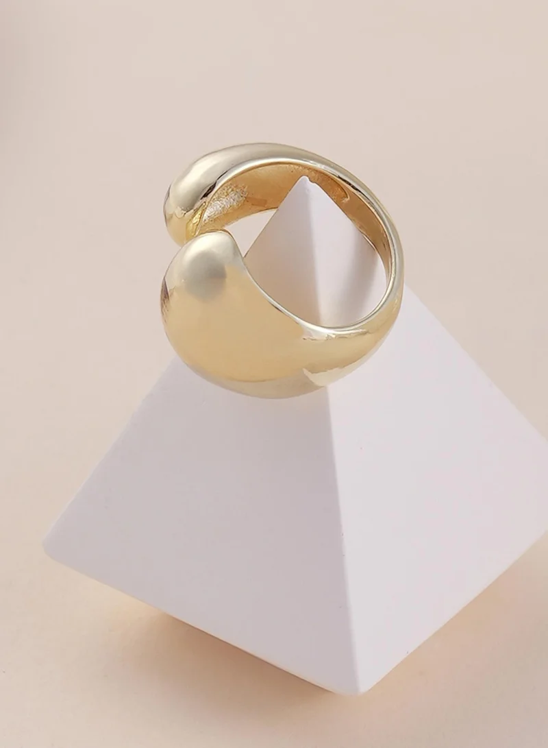 SOHI Semi-Chunky Adjustable Artificial Finger Ring Jewellery