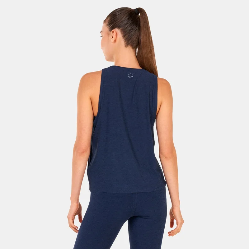 بيوند يوغا تيشيرت بلا أكمام فيذرويت ريبالنس للنساء