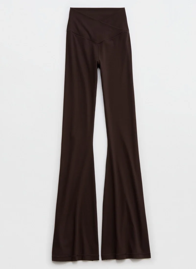 آري من امريكان ايجل OFFLINE By Aerie Real Me High Waisted Crossover Flare Leggings