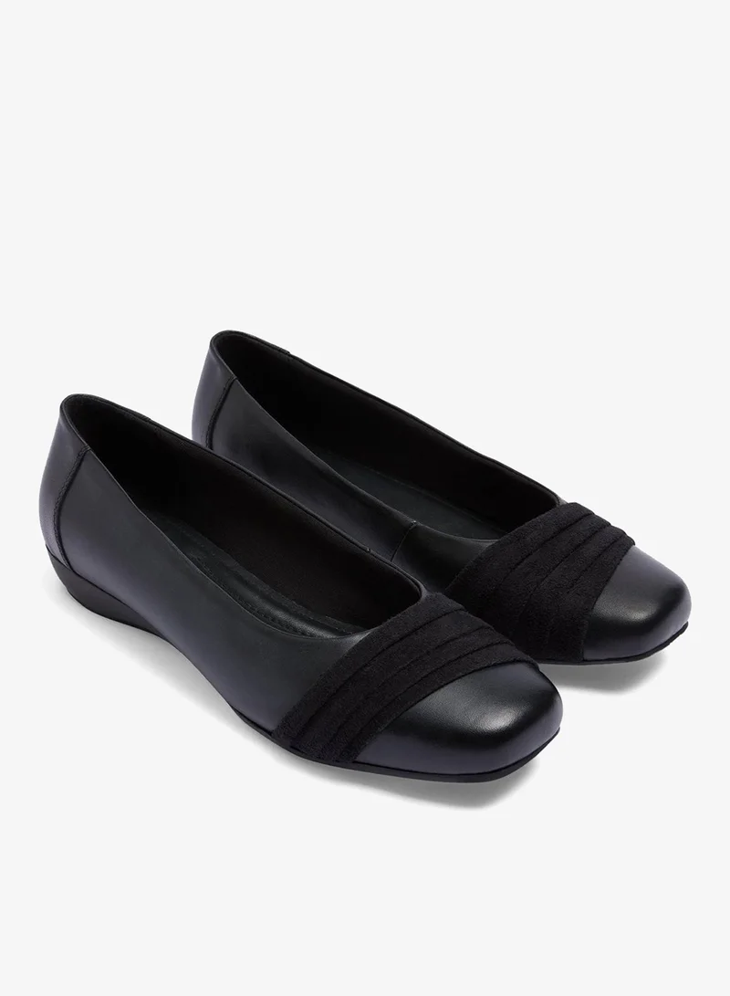 ماتلان حذاء مسطح مربع أسود