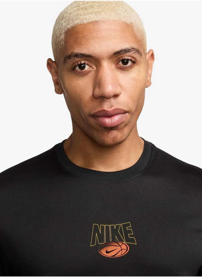 نايكي Dri-Fit Graphics T-Shirt