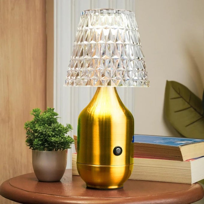 VALENTINA CORDLESS LED TABLE LAMP GOLD USB RECHARGEABLE PORTABLE TOUCH CONTROL DIMMABLE 3 LIGHT COLOR TUNABLE TABLE LAMP FOR HOTEL CAFE RESTAURANT OR HOME FOR BEDSIDE CENTER OR DINING