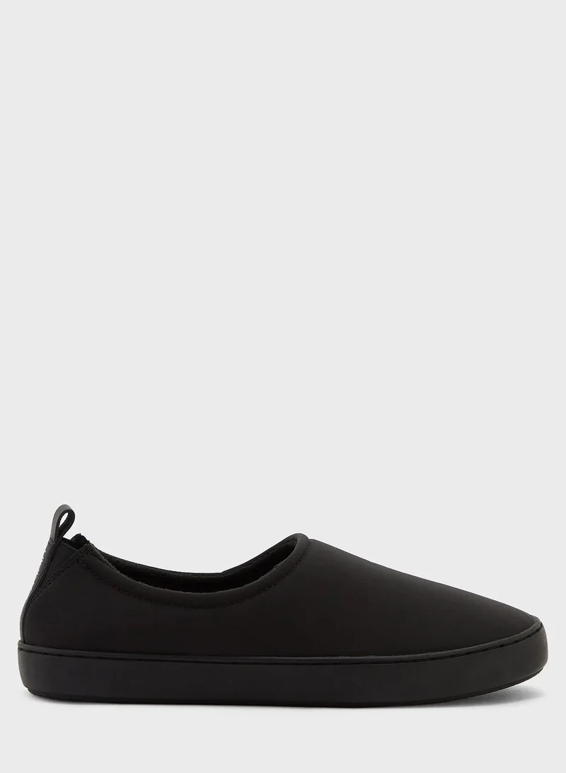 CALVIN KLEIN Causal Slip Ons Shoe