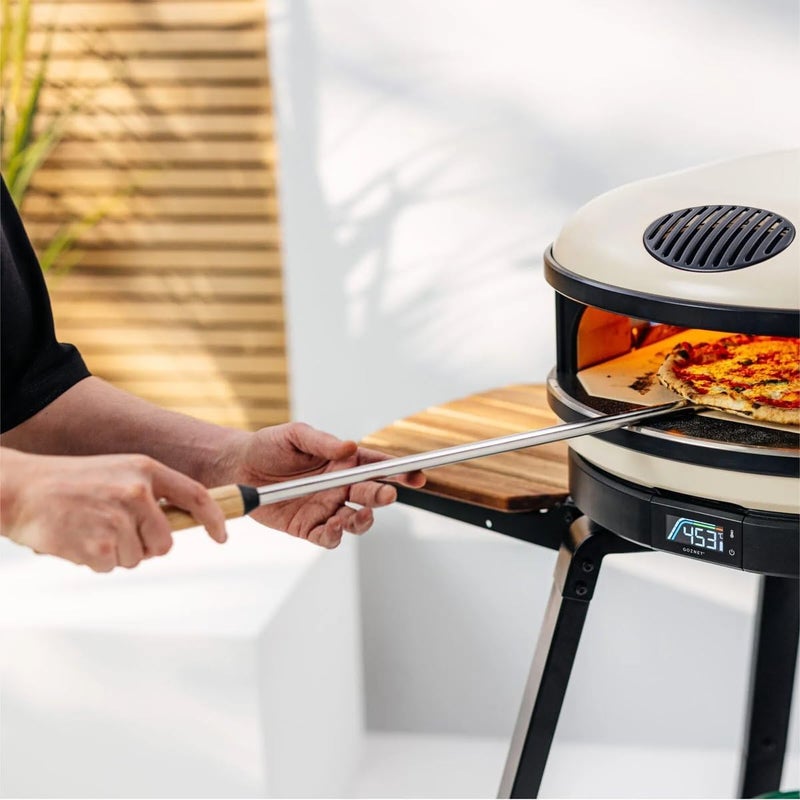 Gozney Balance Pizza Turning Peel, 35" Long with a 8" Wide Stainless Steel Blade and a Beech Wood Handle - Image 3