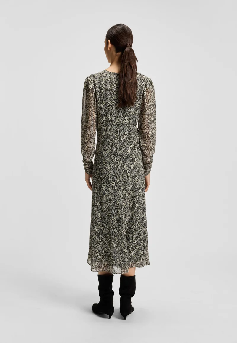 بوس Printed-seersucker midi dress with gathered details