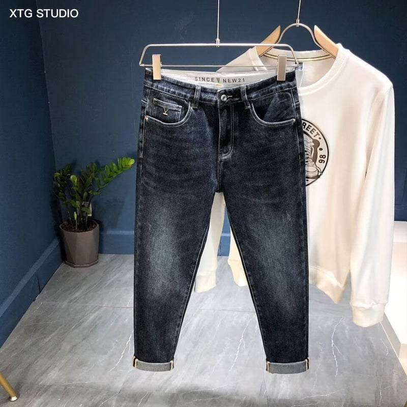 Unisex Classic Denim Jeans Loose Fit Daily Outdoor Wear - Image 1