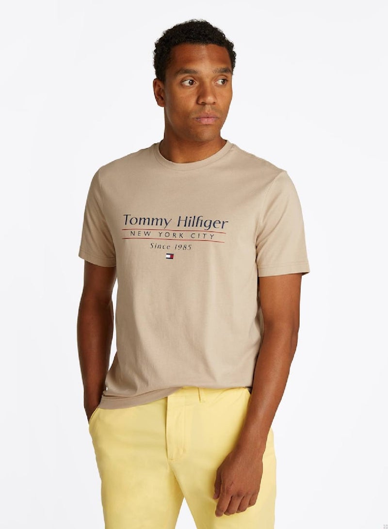 TOMMY HILFIGER Logo Crew Neck T-Shirt - Image 1