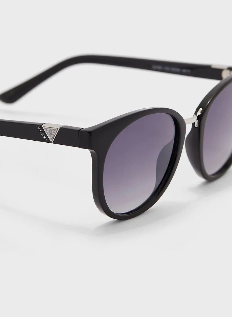 GUESS Oval Shape Sunglasses